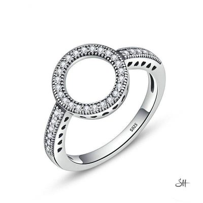 Women's Silver and Crystal Circle Ring Jewelry