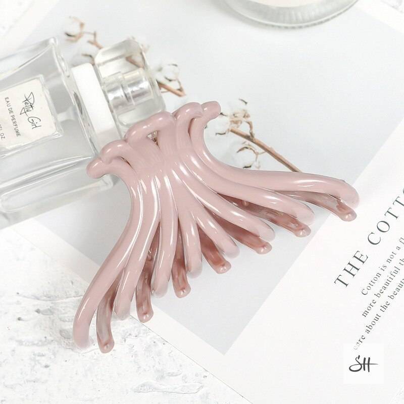Elegant Women's Hair Claw Elegant Women's Hair Claw